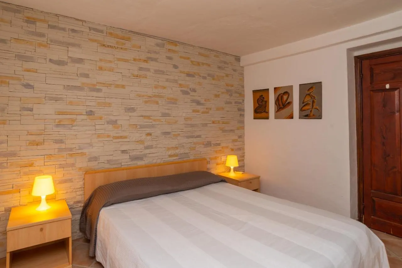 Ferienhaus Appartamento Del Pellicano Olbia